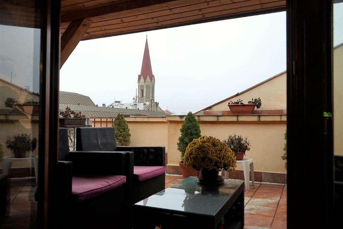 Luxury Oldtown Loft 320M2 On Hlavna Street Διαμέρισμα Košice Εξωτερικό φωτογραφία